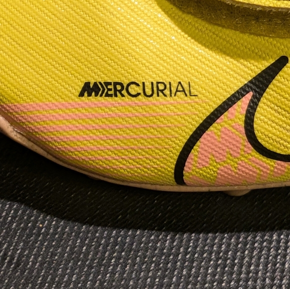 Nike Mercurial Vapor 15 Club Yellow Strike/Sunset Kids 12C - Picture 10 of 13